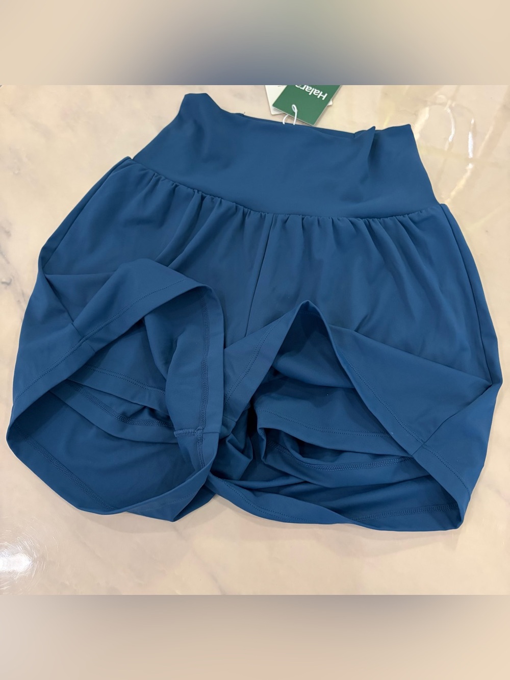 Halara Softlyzero Airly Activewear Shorts. - Picture 3 of 10